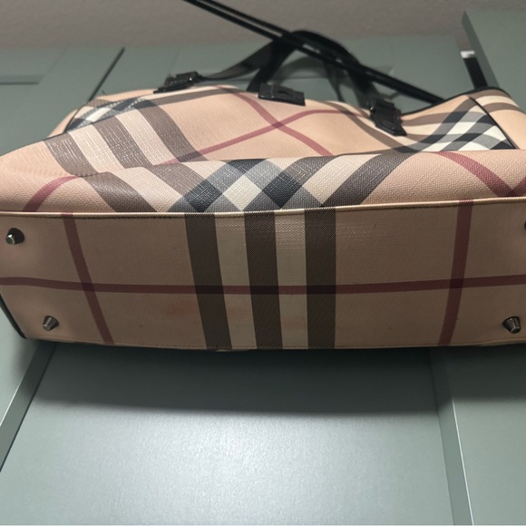 Burberry Tan and Black Checkered Shoulder Bag - Picture 3 of 6